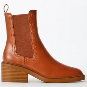 JustFab bootie. New, never worn. Size 11